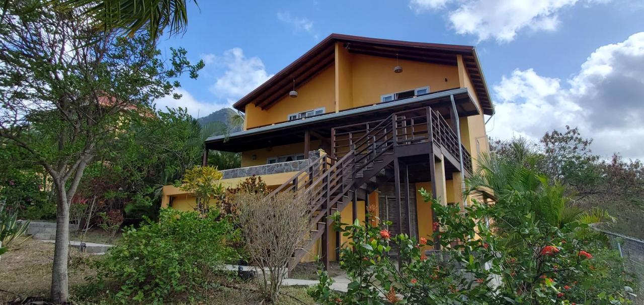 Kaye Mango Villa ซูฟริแยร์ ภายนอก รูปภาพ